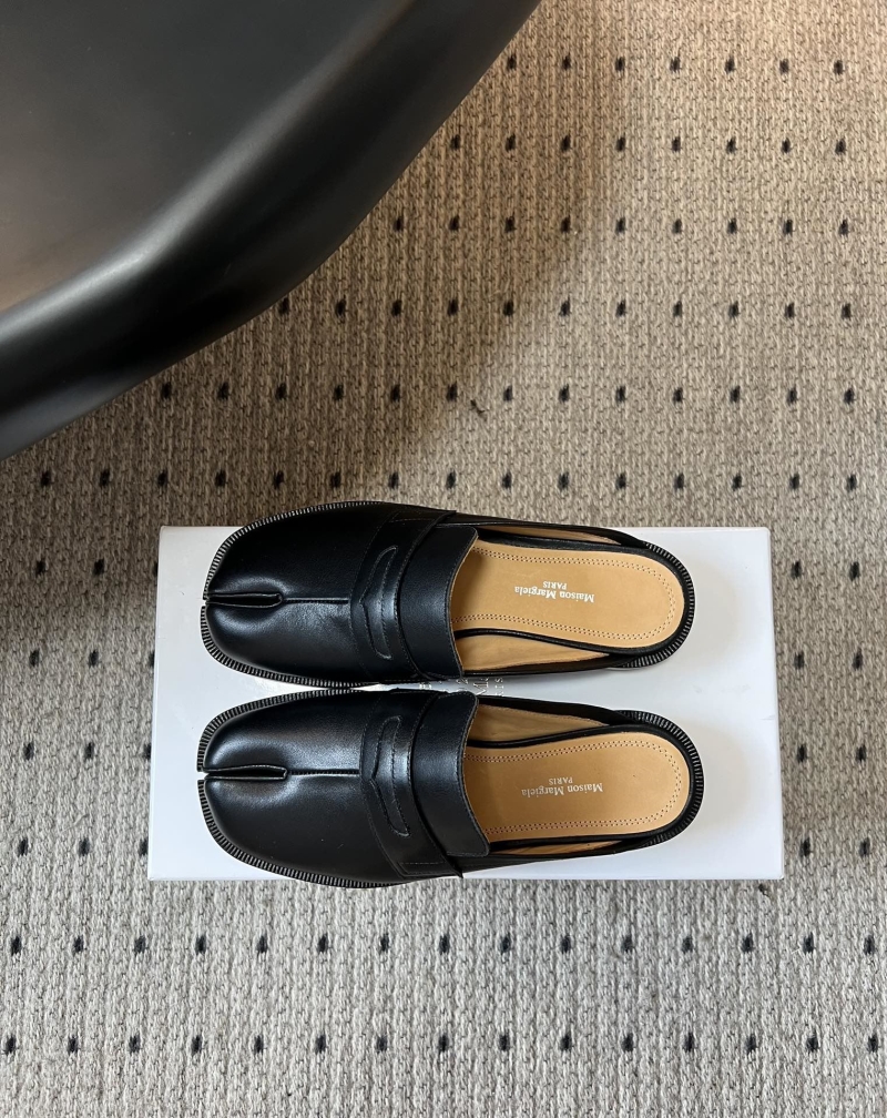 ma1s0n Marg*e1a loafers